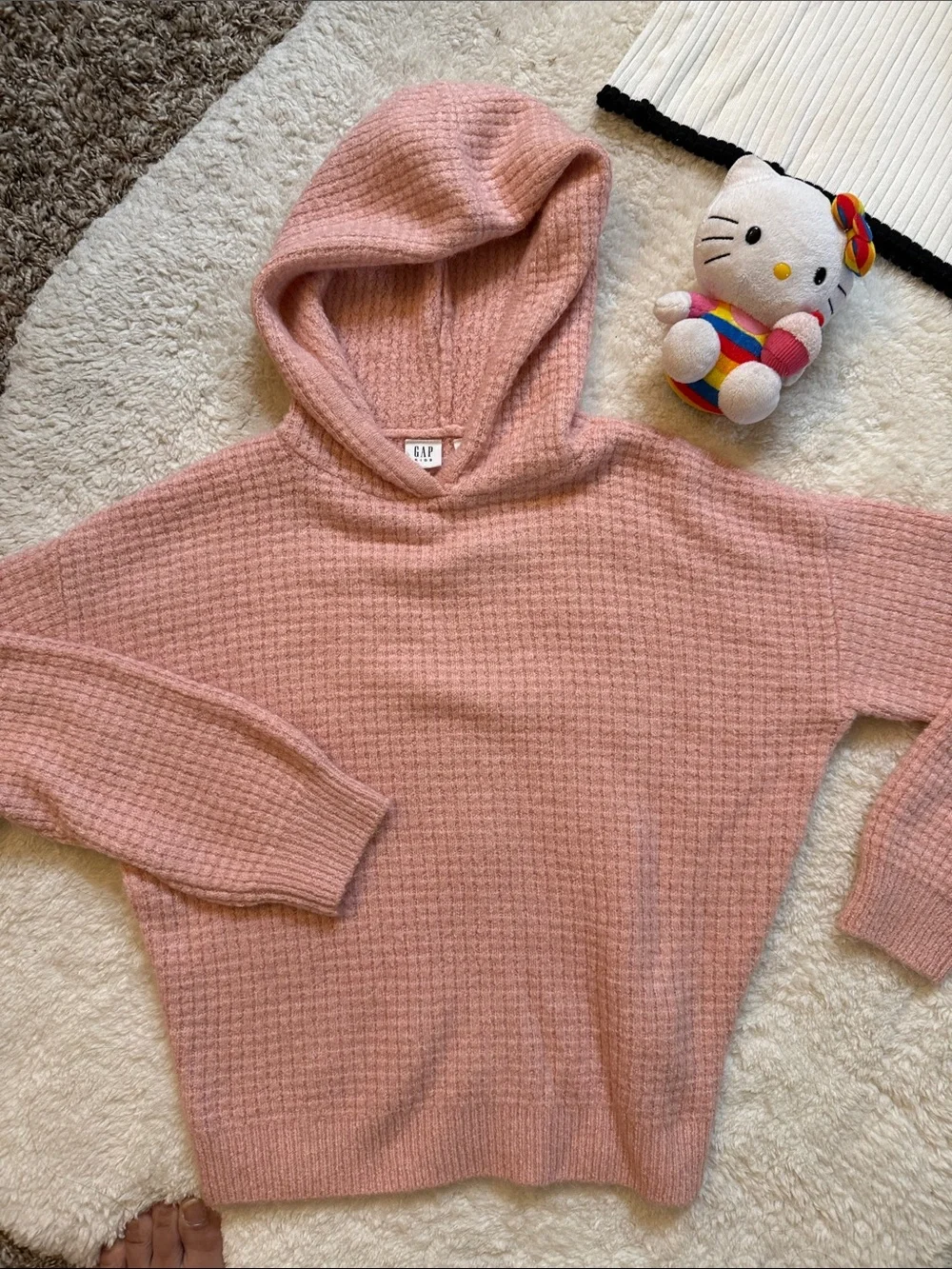 H&M Girls S8 Ivory Ribbed Sweater  & Gap Pink Hooded Sweater Med.